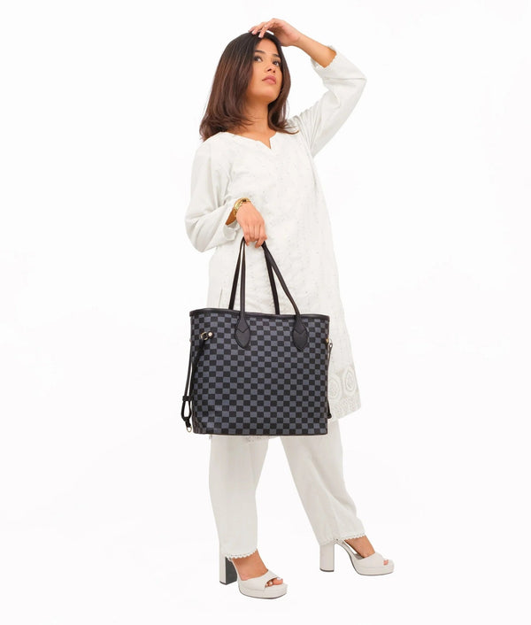 Zeborsa Checkered Tote Black